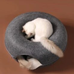 Merkloos A.K.A. Kattentunnel En Kattenmand In-1 – Kattenspeelgoed Speeltunnel Kattenhuis – Kattenhol Rond Kattenspeeltjes - Cat Cave Donut - Antraciet Vilt -Dierenwinkel 1200x1196 4